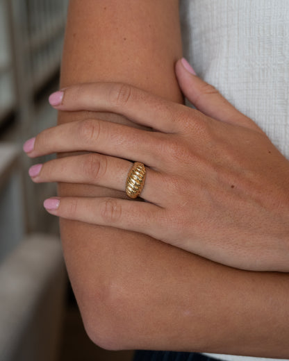 Ridged Bubble Cocktail Ring 14k Yellow Gold