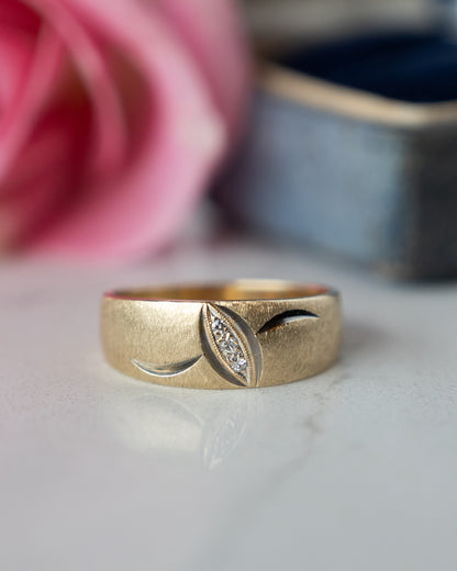 Vintage Mid-Century Diamond Three Stone Wedding Band 14k