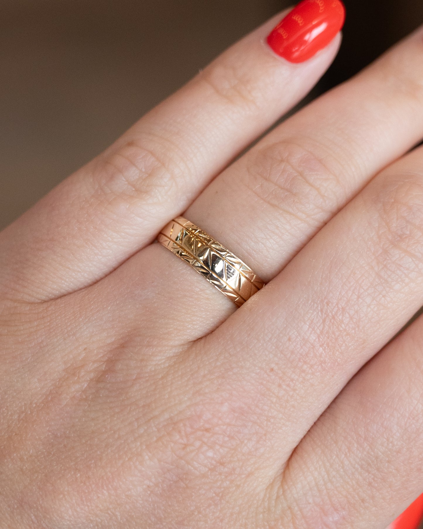 Vintage Retro Geometric Engraved Wedding Band 14k Yellow Gold