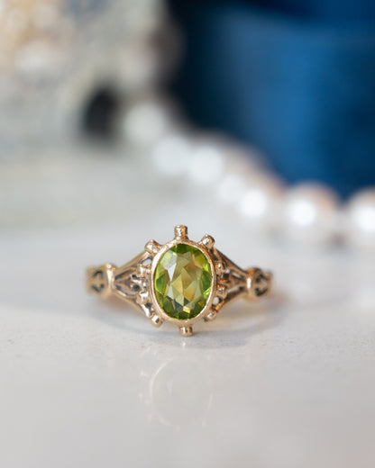 .87 Oval Peridot Cocktail Ring 10k Yellow Gold