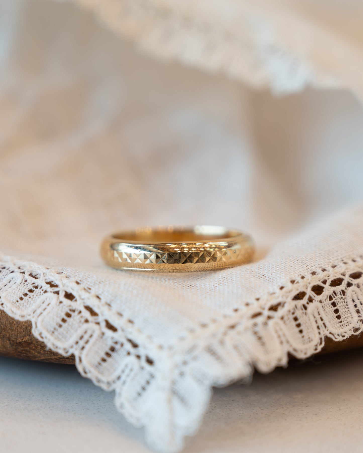Engraved Men's Wedding Band 14k Yellow Gold