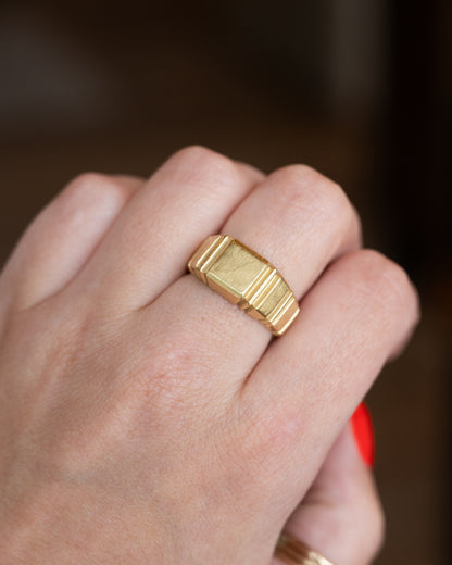 Men's Geometric Signet Ring 18k Yellow Gold