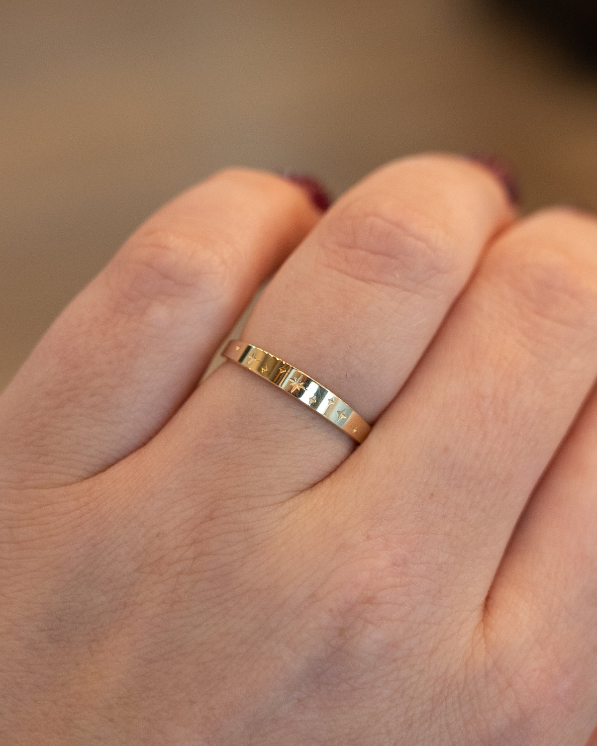 Engraved Star Pattern Wedding Band 14k Yellow Gold