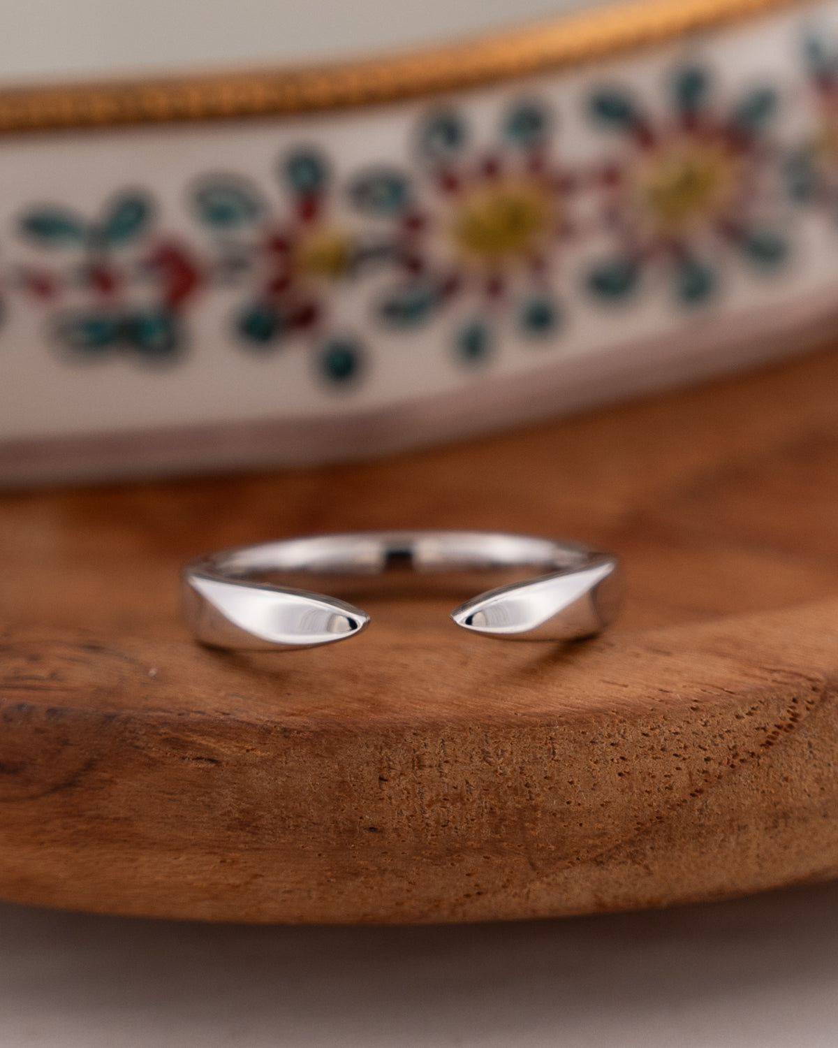 3mm Tapered Stacking Ring 14k White Gold
