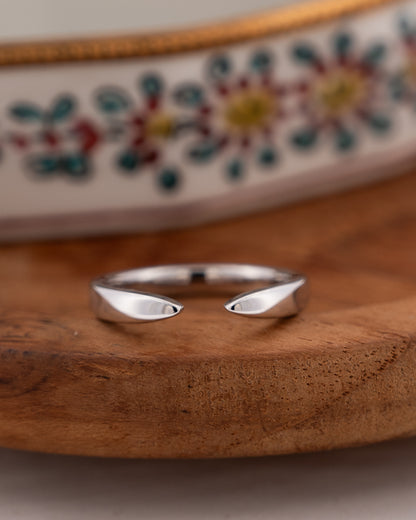 3mm Tapered Stacking Ring 14k White Gold