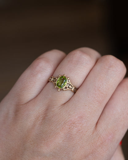 .87 Oval Peridot Cocktail Ring 10k Yellow Gold