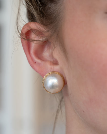18mm Mabe Pearl Stud Earrings 14k Yellow Gold