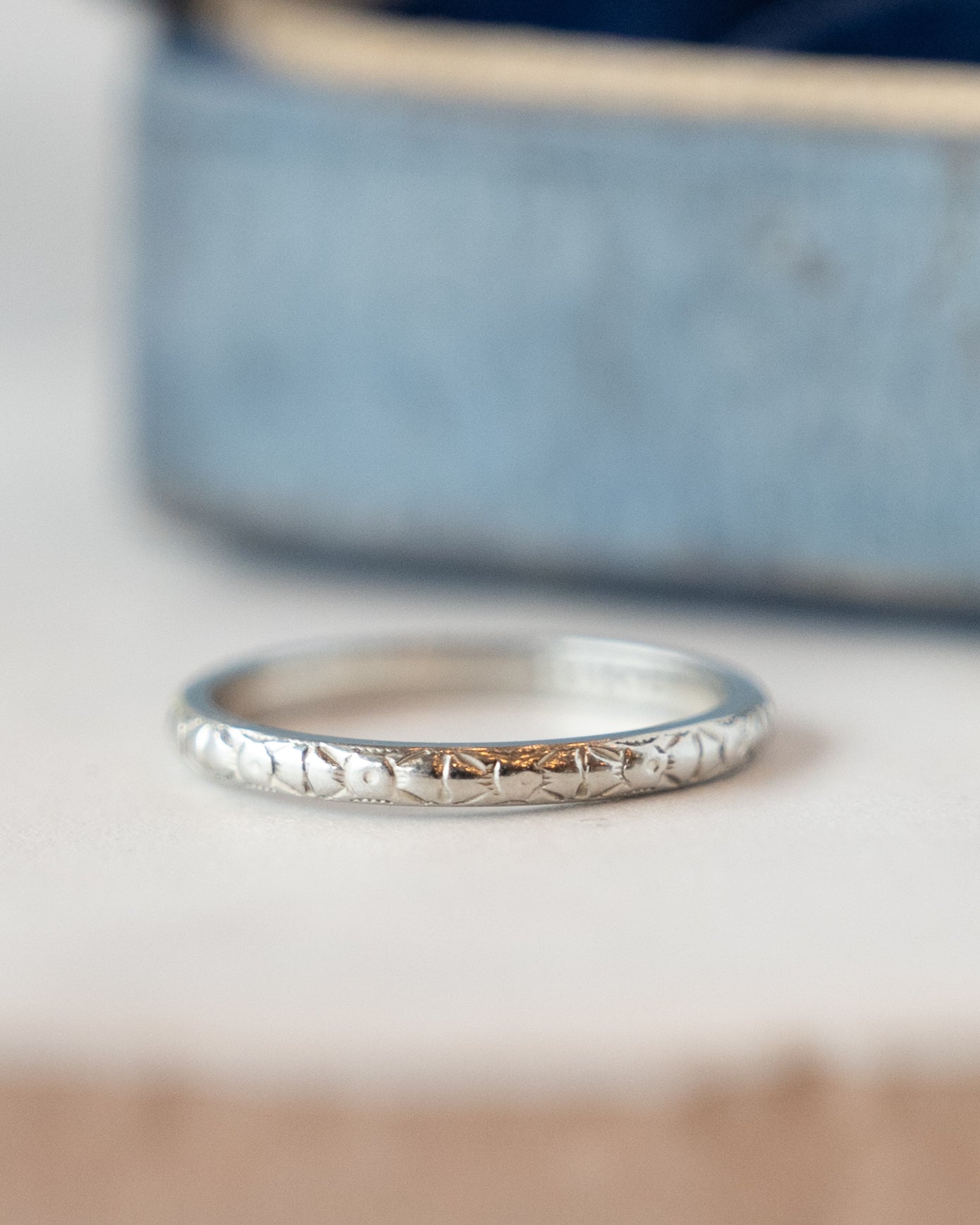 Antique Deco 2mm Orange Blossom Wedding Band 18k