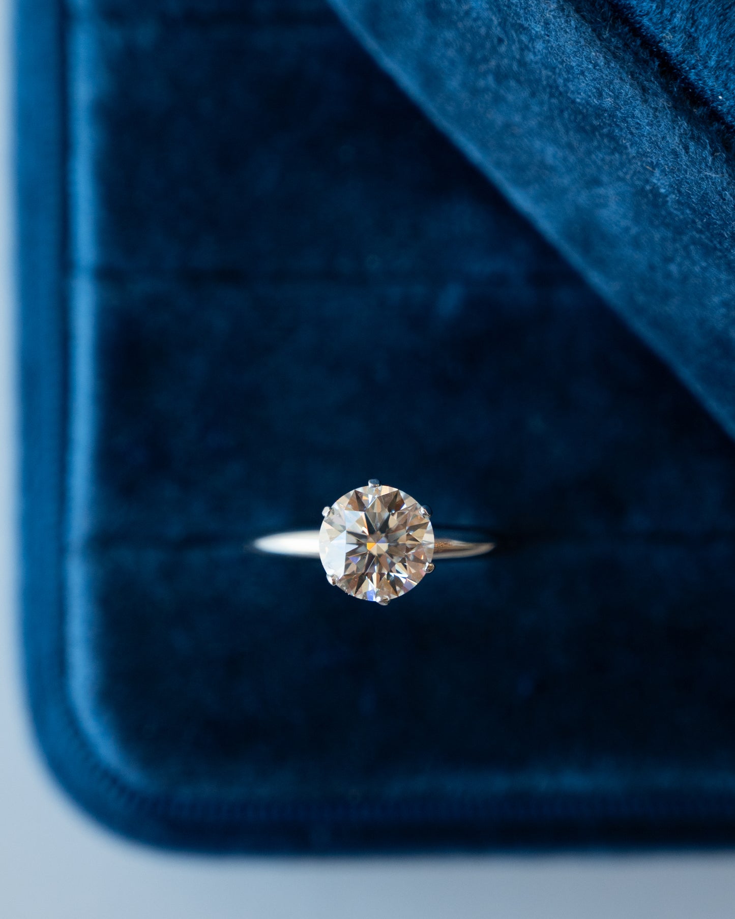2.02 Tiffany & Co Diamond Engagement Ring Platinum