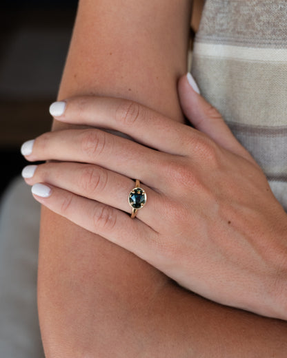 2.01 Oval Green Sapphire Engagement Ring 14k