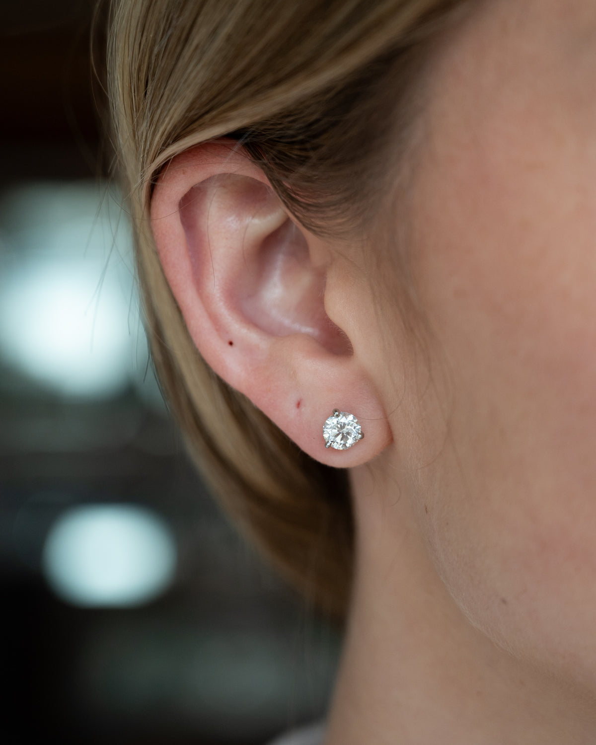 1.80 Round Diamond Stud Earrings Platinum