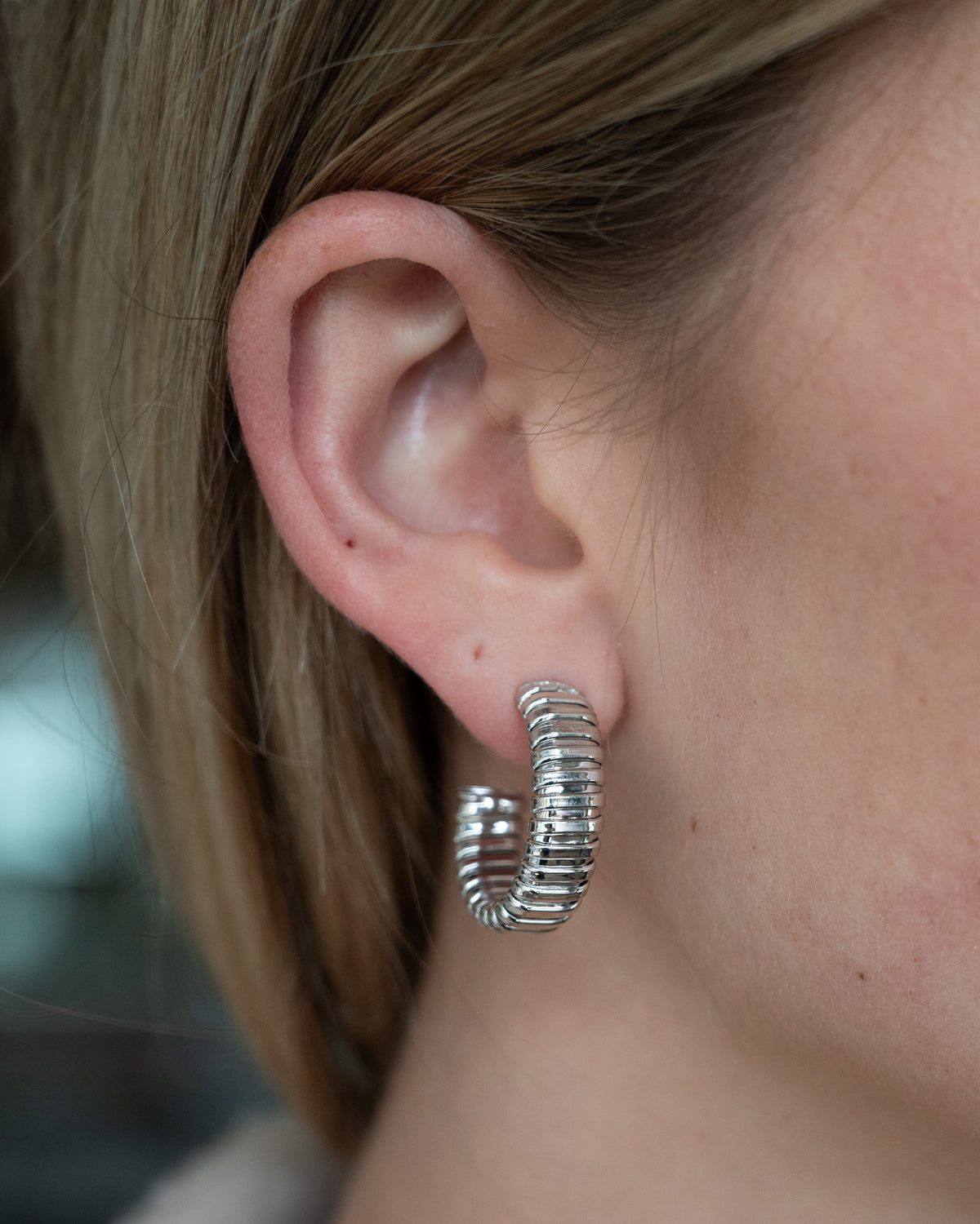 Tubogas Hoop Earrings 14k White Gold