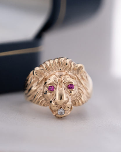 .03 Vintage Diamond & Ruby Lion Cocktail Ring 14k