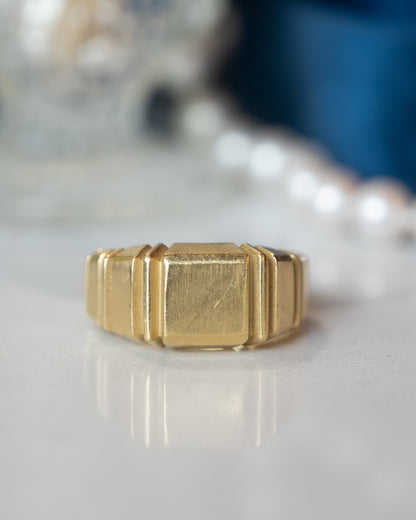 Men's Geometric Signet Ring 18k Yellow Gold