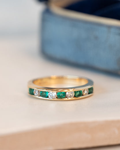 .44 Diamond & Emerald Stacking Ring 18k Yellow Gold