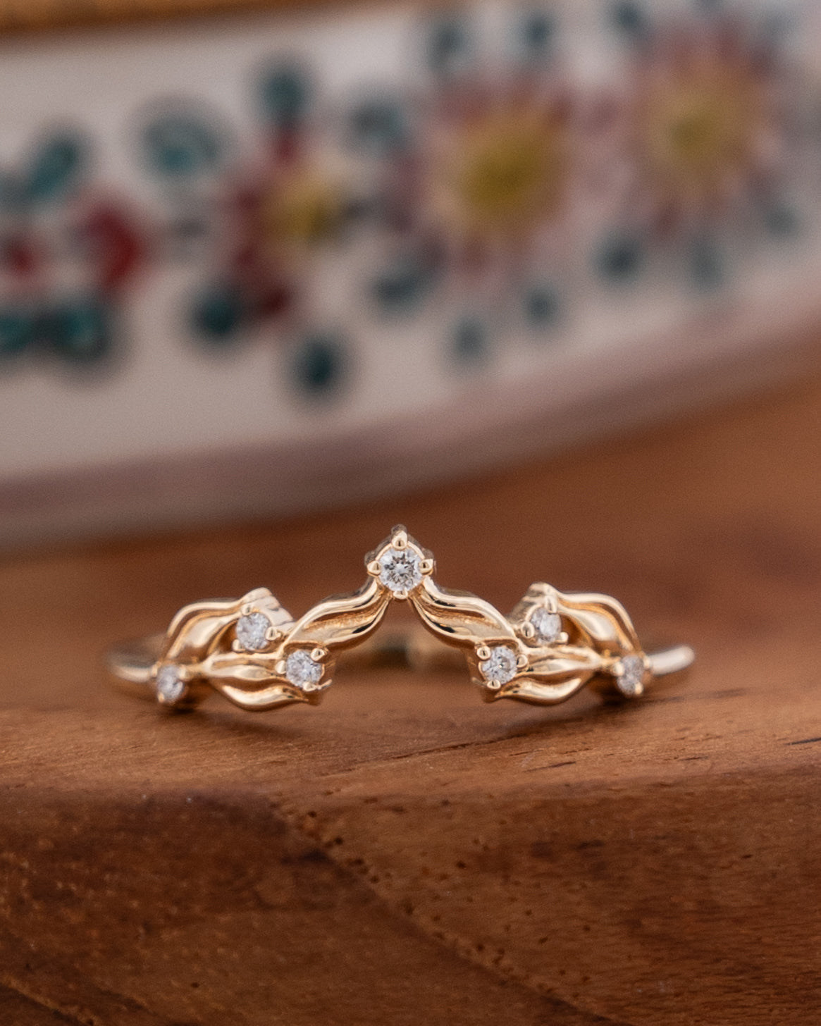 .05 Diamond Leaf Contour Stacking Band 14k Yellow Gold