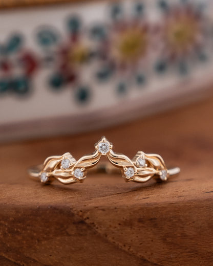 .05 Diamond Leaf Contour Stacking Band 14k Yellow Gold