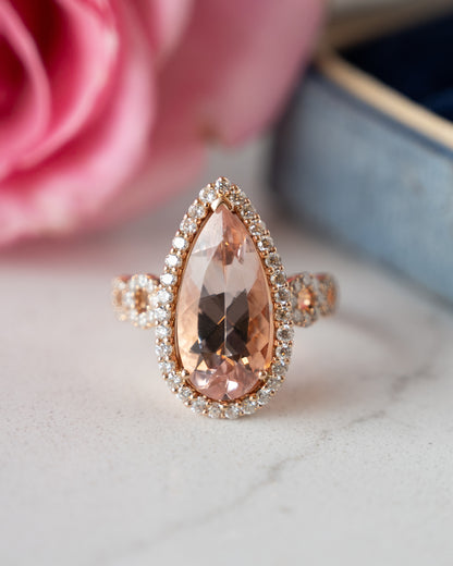4.10 Morganite Pear Cocktail Ring 18k Rose Gold