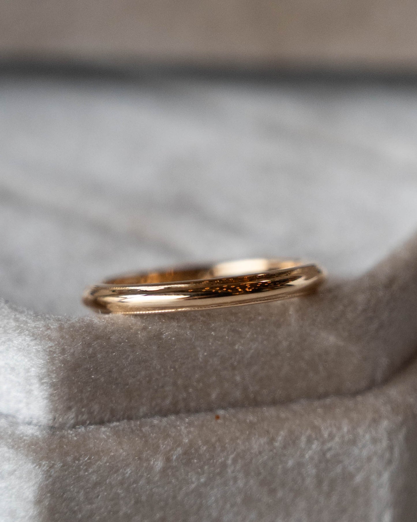 2.5mm Vintage Retro Milgrain Wedding Band 18k Yellow Gold