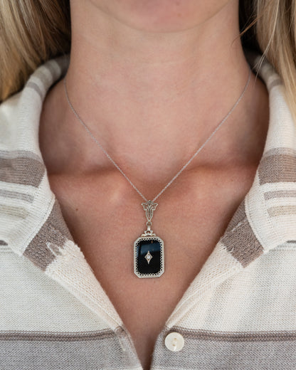 .03 Art Deco Diamond & Onyx Pendant 14k White Gold