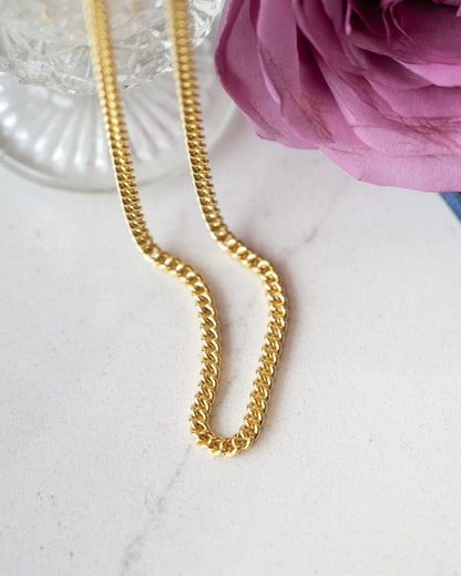 18" Curb Link Chain Necklace 14k Yellow Gold