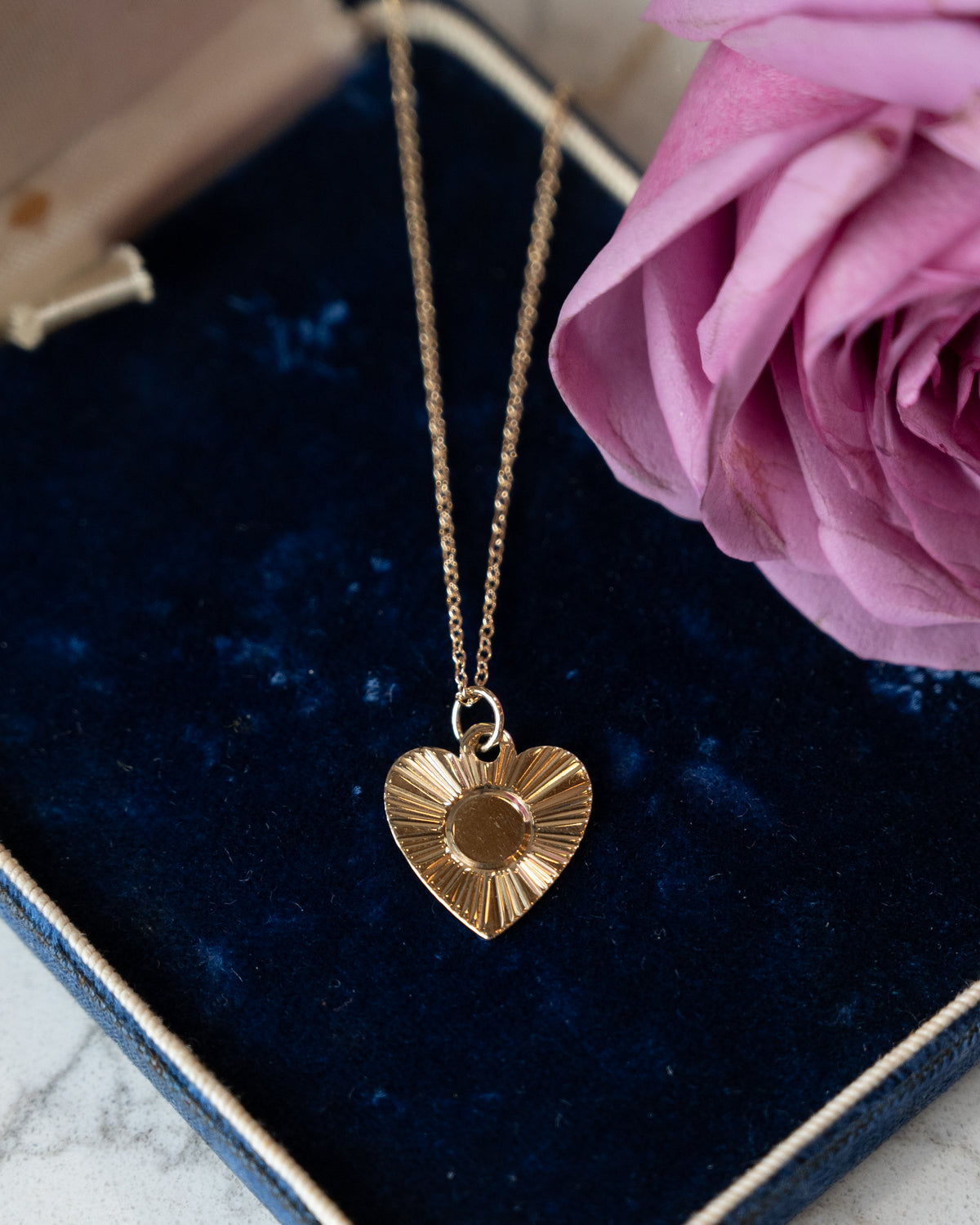 Vintage Mid-Century Fluted Heart Pendant Necklace 14k