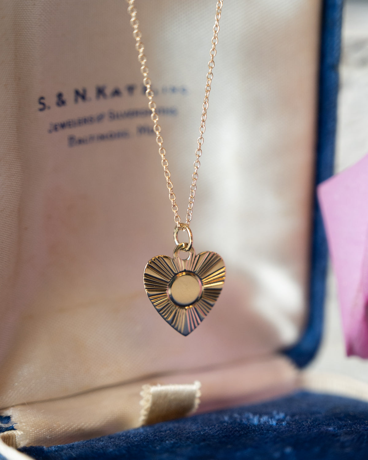 Vintage Mid-Century Fluted Heart Pendant Necklace 14k