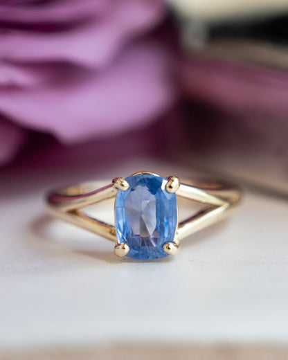 1.66 Cushion Cut Sapphire Engagement Ring 14k