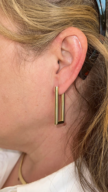 Rectangular Hoop Earrings in 14k Yellow Gold