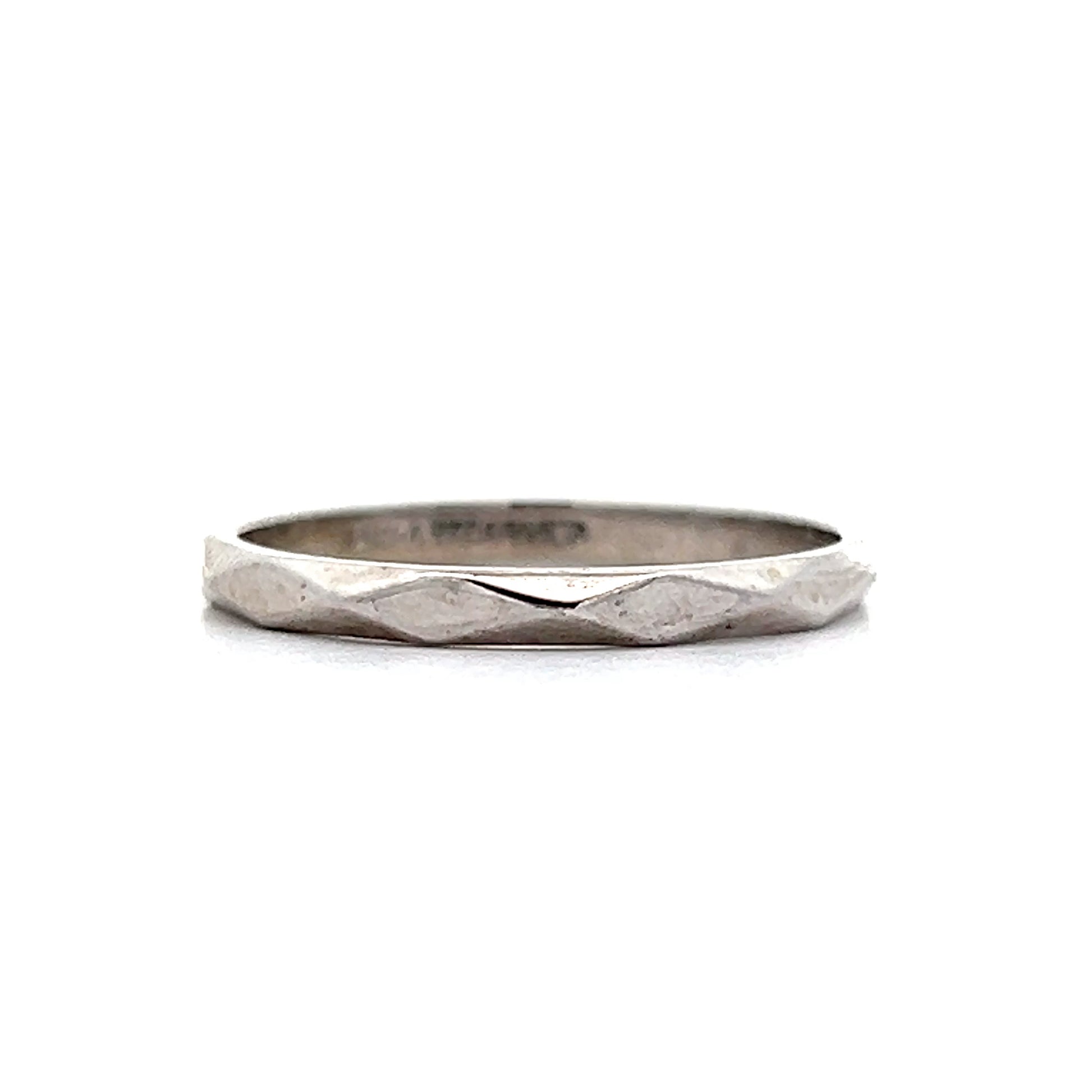 Mens Mid-Century Geometric Wedding Band in 14k