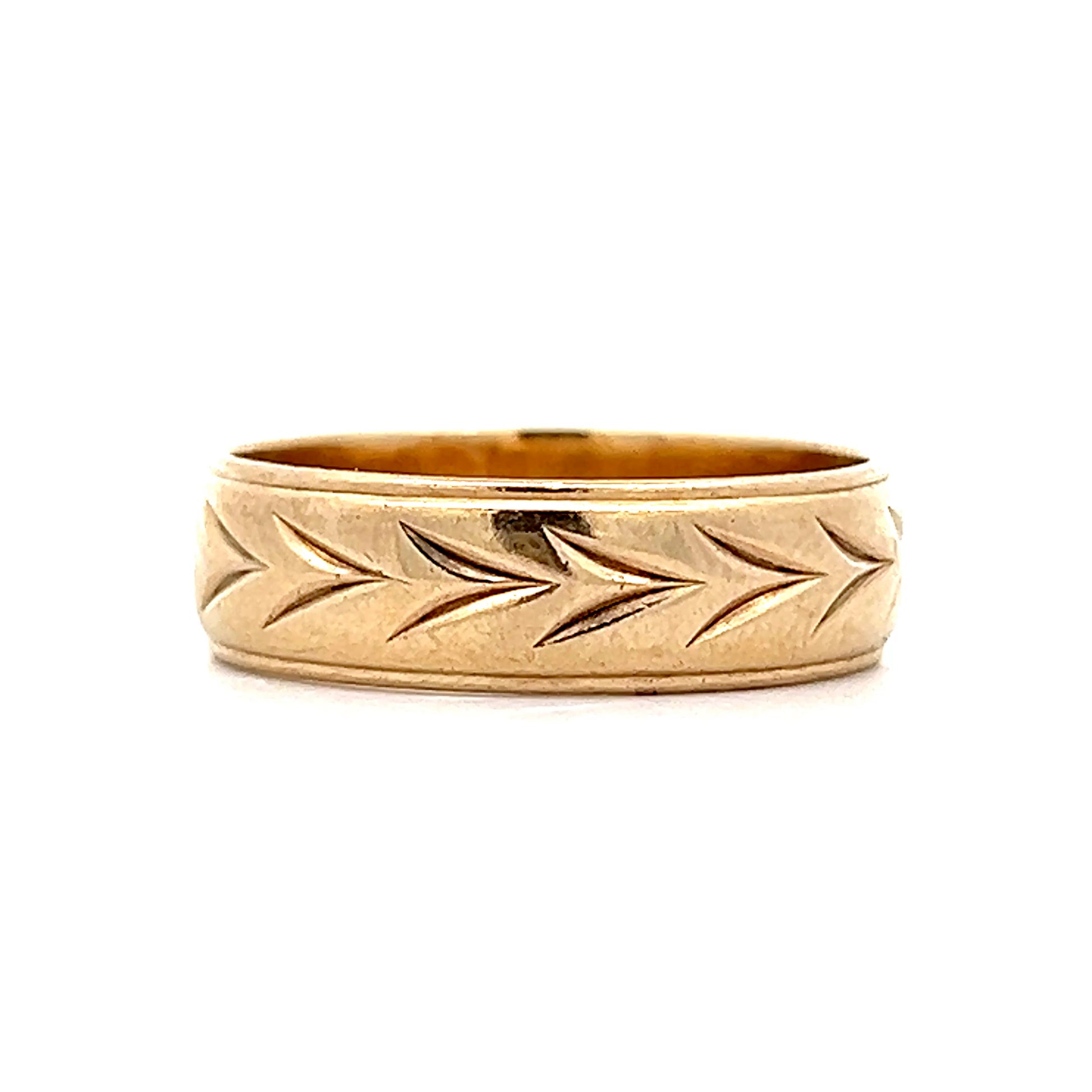 Mens Vintage Chevron Wedding Band in 10k