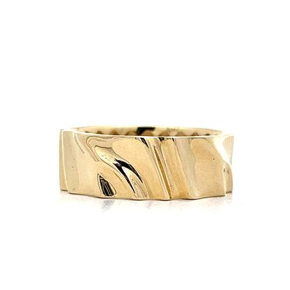 Mens Wavy Textured Wedding Band in 14k Yellow Gold