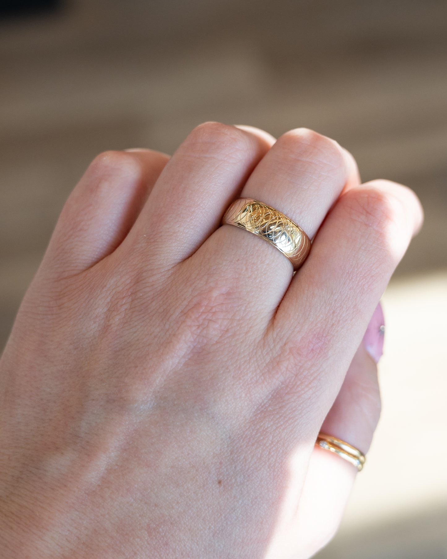 Vintage 1950s Engraved Men's Wedding Band 14k