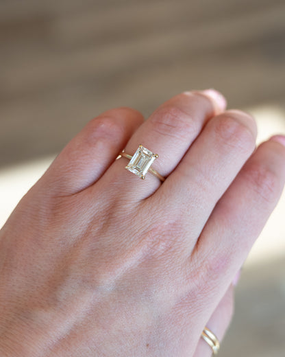 3.01 Emerald Cut Diamond Engagement Ring 14k