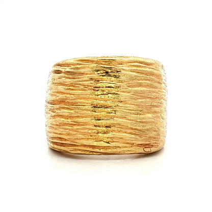 Organic Ridge Texture Statement Ring in 18k
