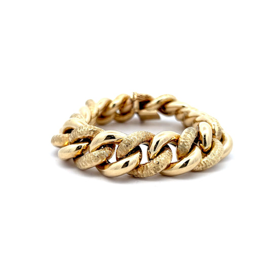 Oversized Curb Link Bracelet in 14k Yellow Gold