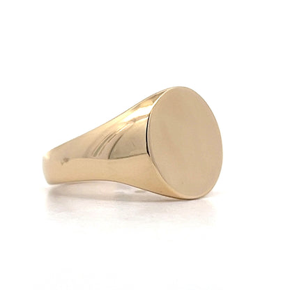 Oval Face Signet Ring in 14k Yellow Gold