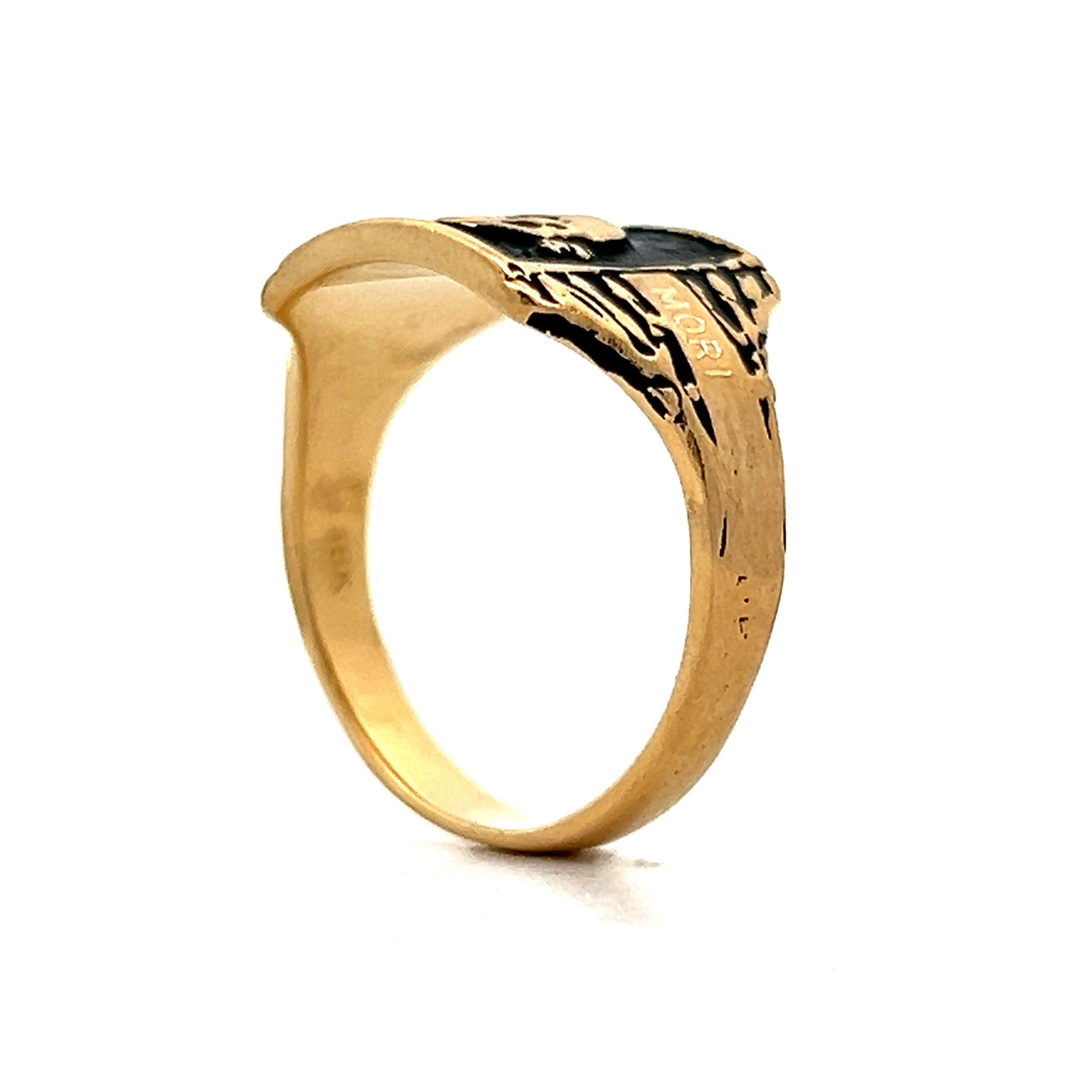 Mens Memento Mori Skull Ring in 18k Yellow Gold