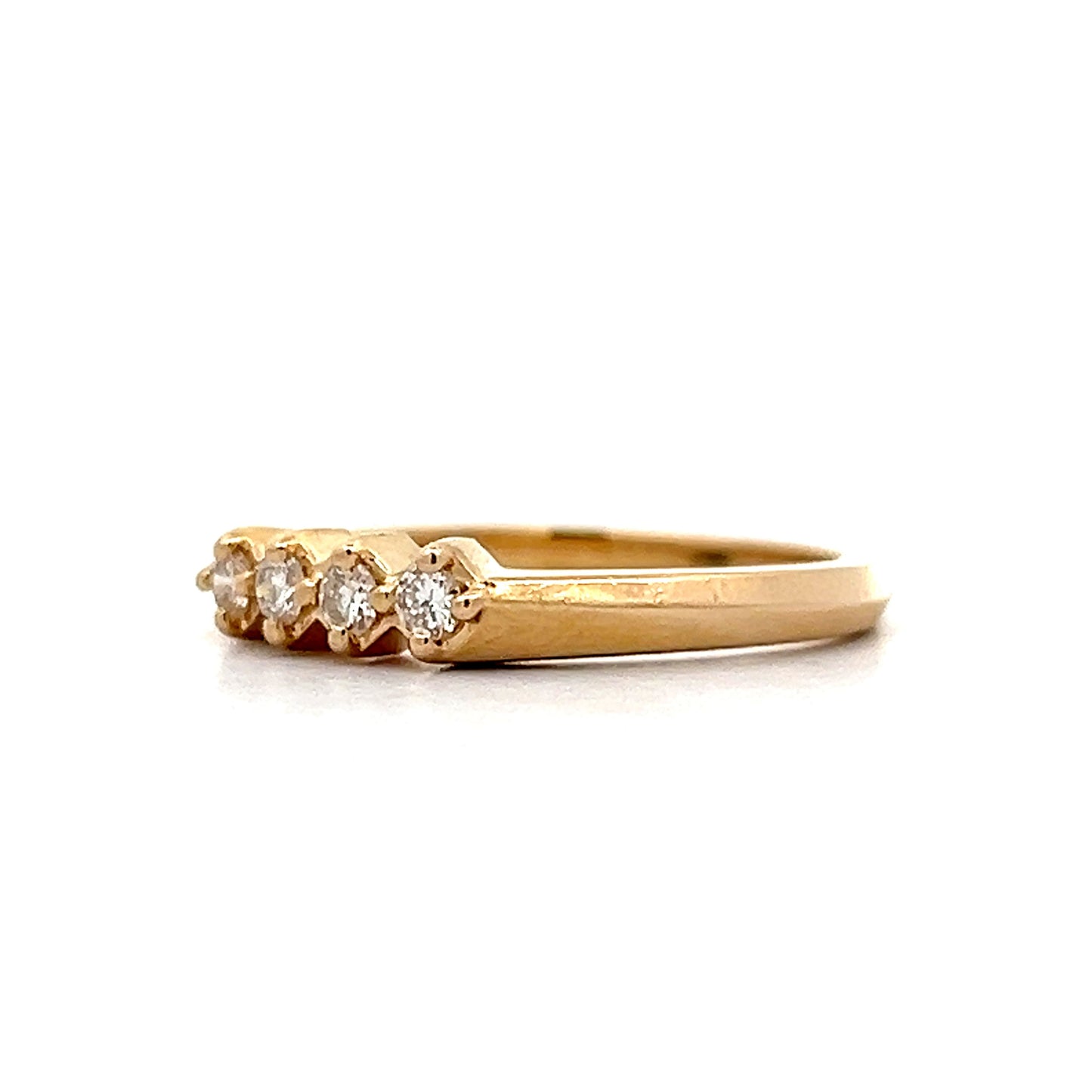 .16 Round Brilliant Diamond Band in 14k Yellow Gold