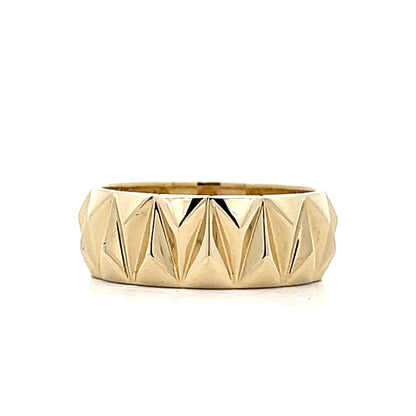 7mm Vintage Inspired Triangular Geometric Band in 14k