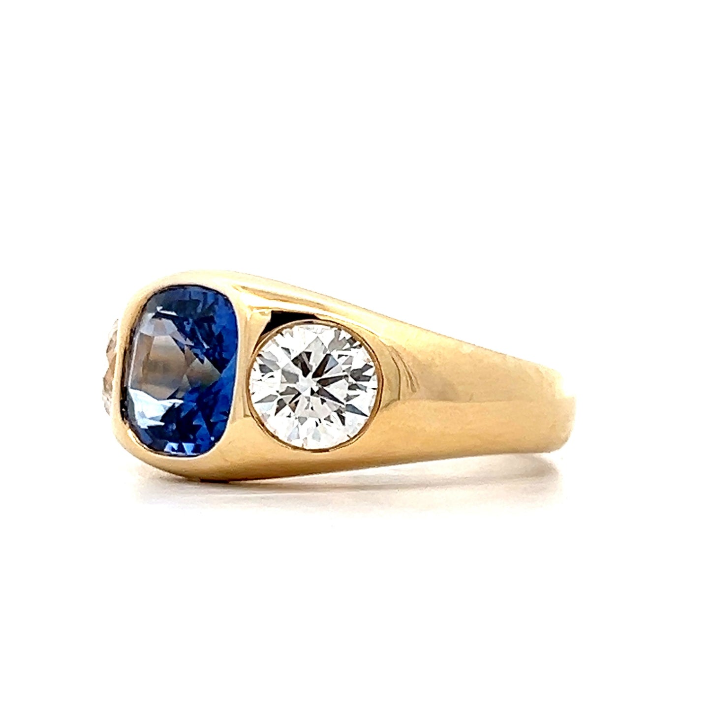 2.52 Cushion Cut Sapphire Cocktail Ring in 18k