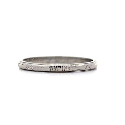 Antique Deco Geometric Engraved Wedding Band in Platinum