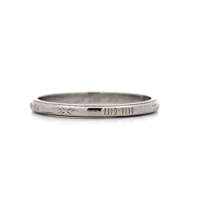 Antique Deco Geometric Engraved Wedding Band in Platinum