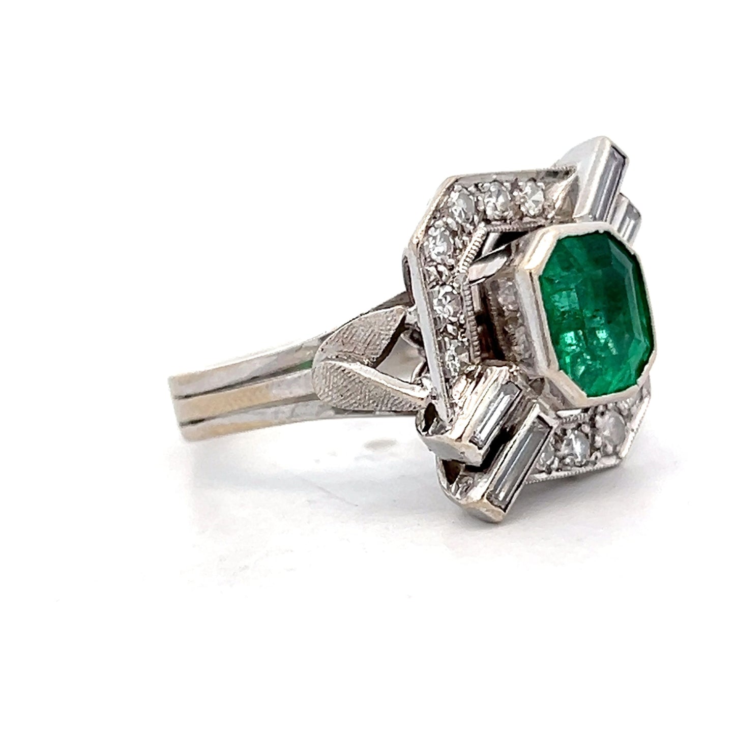 1.93 Antique Deco Emerald & Diamond Cocktail Ring in 18k