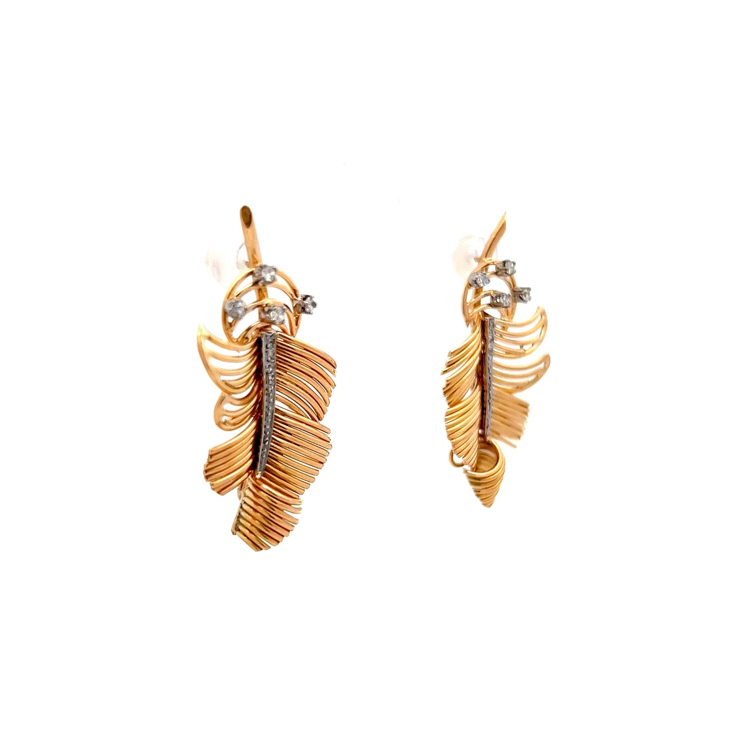 .17 Vintage Leaf Earrings in 14k Yellow Gold