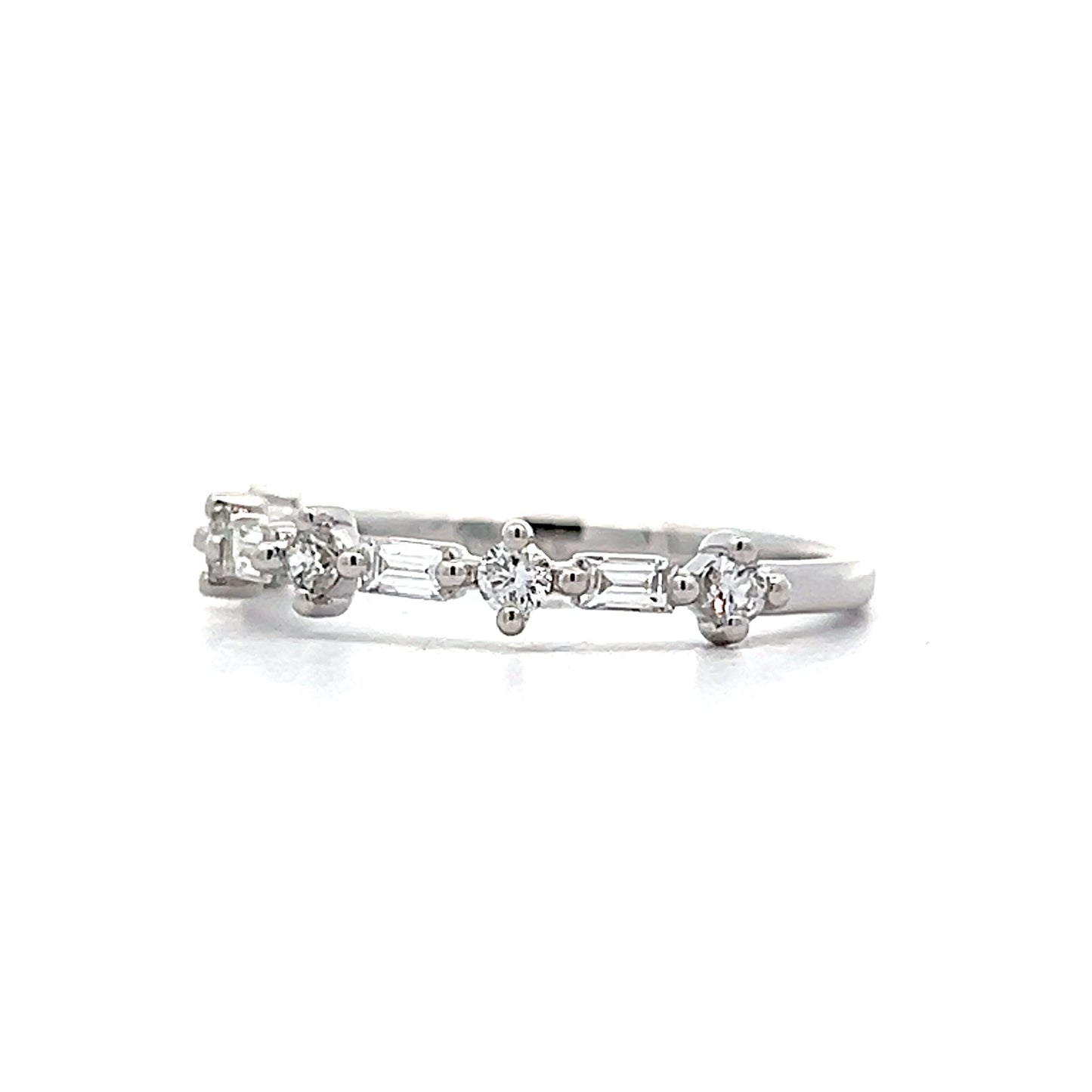 .17 Baguette & Round Diamond Wedding Band in 14k