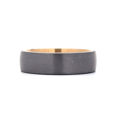 Mens Ice Finish Tantalum Wedding Band in 14k