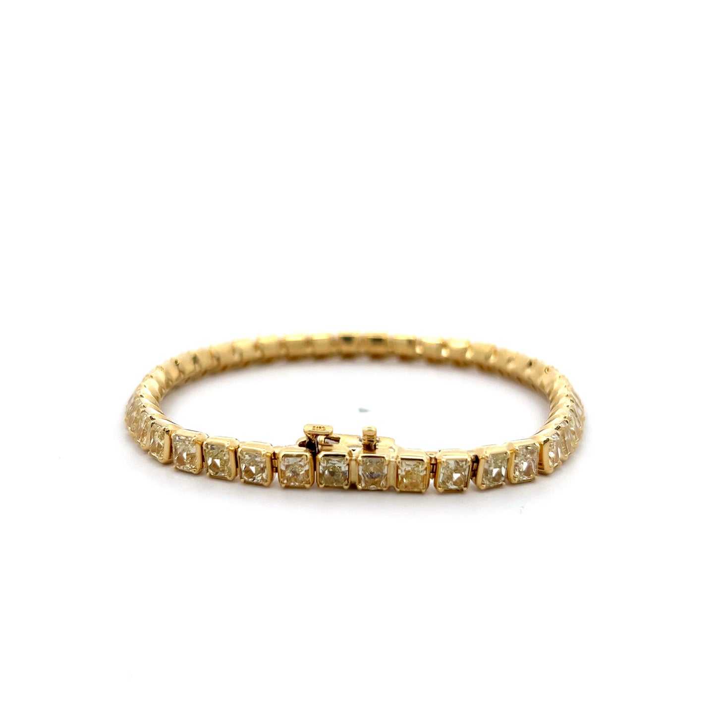 14.21 Radiant Cut Diamond Bracelet in 18k Yellow Gold