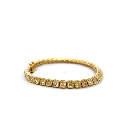 14.21 Radiant Cut Diamond Bracelet in 18k Yellow Gold