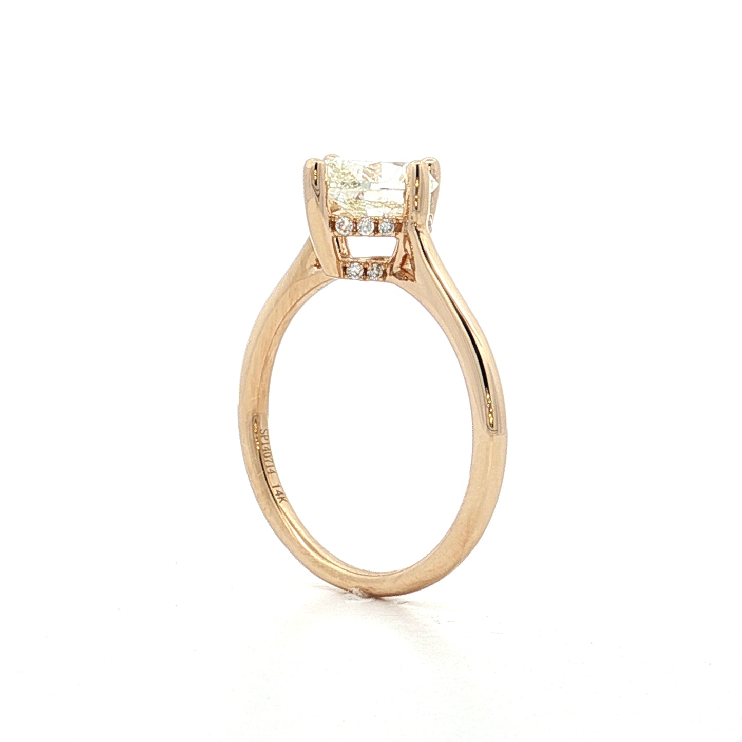 1.50 Oval Diamond Solitaire Engagement Ring in 14k